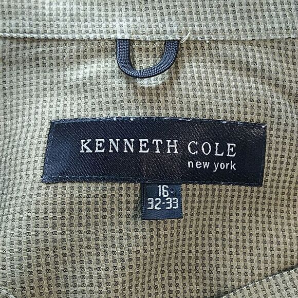 (3/$20) Kenneth Cole waffle print button front shirt - Picture 8 of 8